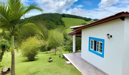 Chácara com 4 quartos à venda em Parque Das Videiras - SP