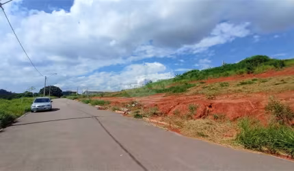 Terreno à venda em Parque Petrópollis - SP