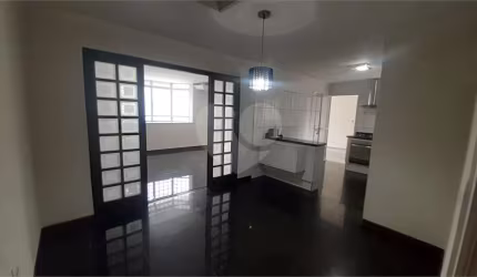 Casa com 3 quartos à venda em Vila Liberdade - SP