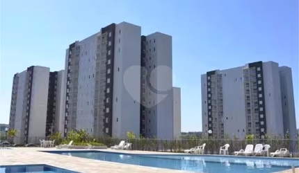 Apartamento com 2 quartos à venda em Jardim Tamoio - SP