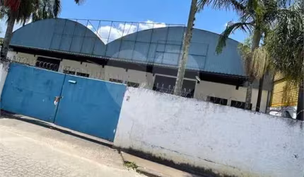 Galpão para locação em Glebas - SP