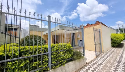 Casa com 3 quartos à venda em Vila Bela I - SP