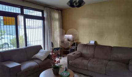 Casa com 2 quartos à venda em Vila Vianelo - SP