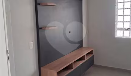 Casa com 2 quartos à venda em Vila Manfredi - SP