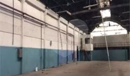 Salas para locação em Distrito Industrial - SP