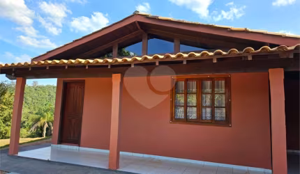 Chácara com 2 quartos à venda em Loteamento Sítios De Santa Clara - SP