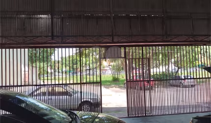 Salão Comercial para locação em Vila São João Batista - SP