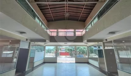 Salão Comercial para locação em Jardim São Vicente - SP