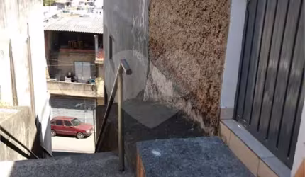 Casa com 2 quartos à venda em Veloso - SP
