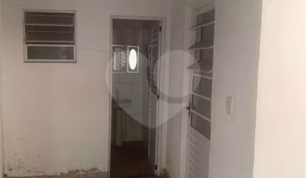 Casa com 4 quartos à venda em Vila Helena - SP