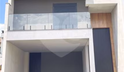 Condomínio com 3 quartos à venda em Jardim Celeste - SP