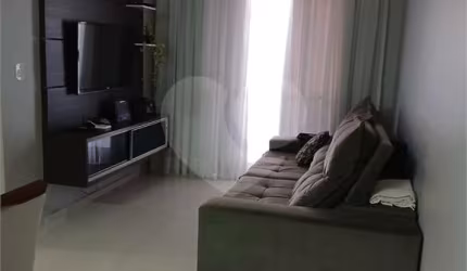 Apartamento com 3 quartos à venda em Jardim Tamoio - SP