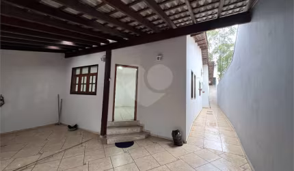 Casa com 2 quartos à venda em Jardim Itália - SP