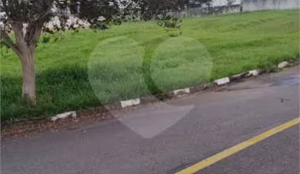 Loteamento à venda em Residencial Dos Lagos - SP