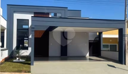 Condomínio com 3 quartos à venda em Residencial Vila Victoria - SP