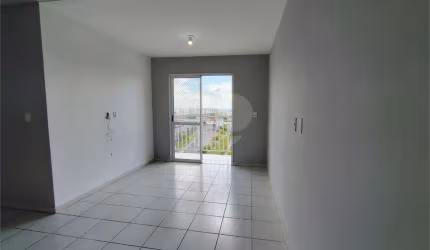 Apartamento com 3 quartos para locação em Jardim Tamoio - SP