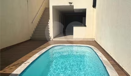 Sobrado com 3 quartos à venda em Residencial Botânica - SP