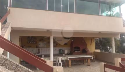 Sobrado com 5 quartos à venda em Região Central - SP