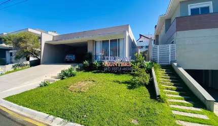 Casa em condomínio fechado com 3 quartos à venda na Rua Professor Alberto Krause, 1077, Tanguá, Almirante Tamandaré, 195 m2 por R$ 1.479.900
