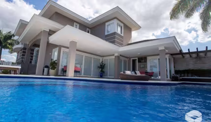 Casa com 3 dormitórios à venda, 425 m² por R$ 2.690.000,00 - Glória - Joinville/SC