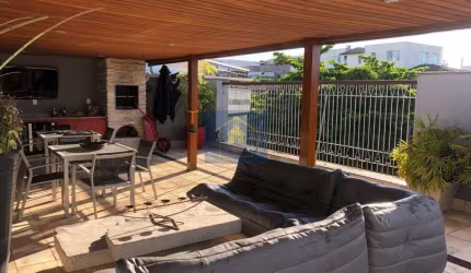 Cobertura Lamina Linear 3 Quartos 2 Suítes 2 Vagas Jardim Oceânico na Barra da Tijuca.