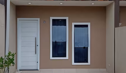 Linda Casa no Tatuquara pronta para morar