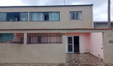 Sobrado espaçoso no Iguaçu