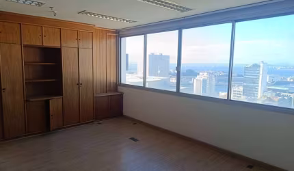 Andar corporativo com 260m e 5 vagas