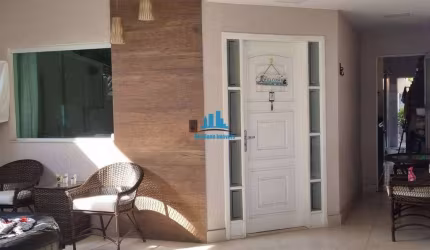 Casa Linear com 3 quartos no Maravista