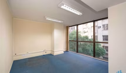 Sala comercial com 150m na Rua do Carmo