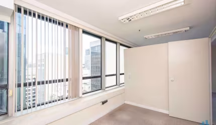 Espaço comercial com 300m no Centro do Rio