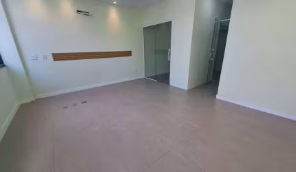 Prédio comercial em Botagfogo 600m