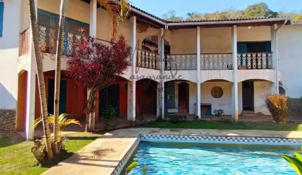 Casa para Venda em Paty do Alferes, Centro, 3 dormitórios, 1 suíte, 3 banheiros, 2 vagas