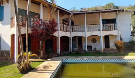 Casa para Venda em Paty do Alferes, Centro, 4 dormitórios, 1 suíte, 5 banheiros, 1 vaga