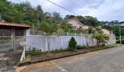 Casa para Venda em Miguel Pereira, Portal das Mansões, 2 dormitórios, 1 suíte, 2 banheiros, 2 vagas
