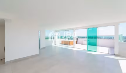 Linda cobertura triplex