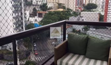 Apartamento com 3 dormitórios e 2 vagas no Morumbi.