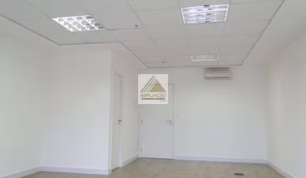 Sala Comercial com 2 vaga no Morumbi