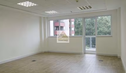 Sala Comercial com 2 vaga no Morumbi