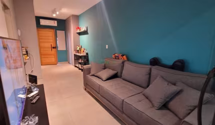 Casa em condomínio fechado com 2 quartos à venda na Rua Florindo Salvador, Jardim San Diego, Londrina por R$ 400.000