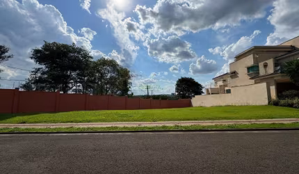 Terreno à venda na Rua Carlota Ilnicki, Vivendas do Arvoredo, Londrina por R$ 3.490.000