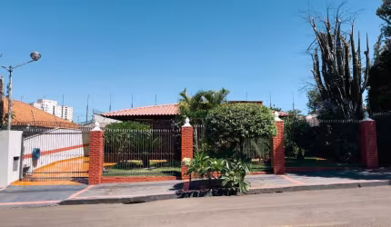 Casa com 4 quartos à venda na Rua Benjamin Lins, Dom Pedro, Londrina por R$ 1.399.000