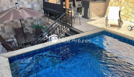 Sobrado condomínio fechado, a venda, Tremembé, 04 dormitórios, 04 suítes, 06 vagas, piscina, churr.