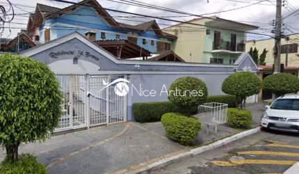 Linda casa em condominio no Jd Franca, 240 m2 3 suites