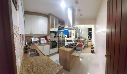 Casa 4 Dormitórios 1 Suíte Terraço , Espaço Gourmet , Vaga 2 Carros !