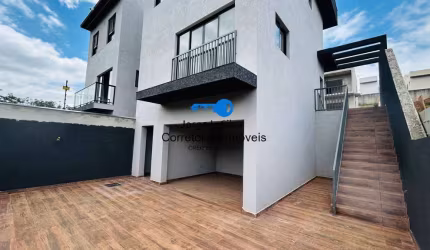 Sobrados de Alto Padrão em Condominio Fechado Portal dos Ipês 3!