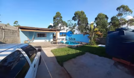 Mini Chácara com 2 dormitórios 1 banheiro  Sala - Cozinha e Piscina !