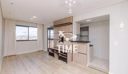 Apartamento com 3 dormitórios para alugar, 78 m² por R$ 4.885,00/mês - Capão Raso - Curitiba/PR