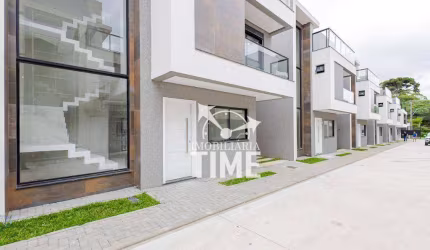 Sobrado com 3 dormitórios à venda, 153 m² por R$ 949.000 - Xaxim - Curitiba/PR