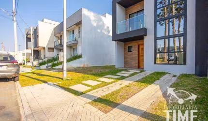 Sobrado com 3 dormitórios à venda, 130 m² por R$ 849.000,00 - Pinheirinho - Curitiba/PR